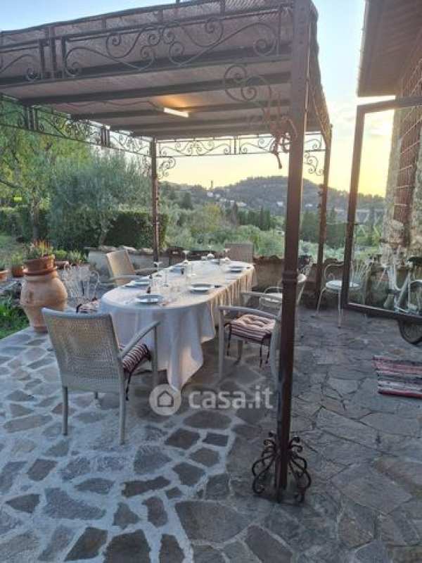Casa indipendente in residenziale in Via degli Artigiani 10