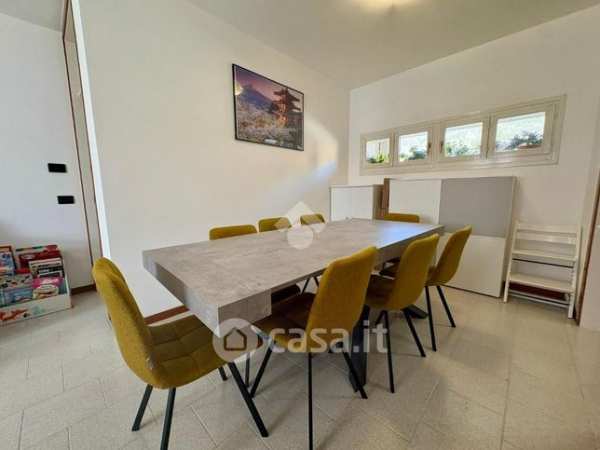 Appartamento in residenziale in Via Parri 13