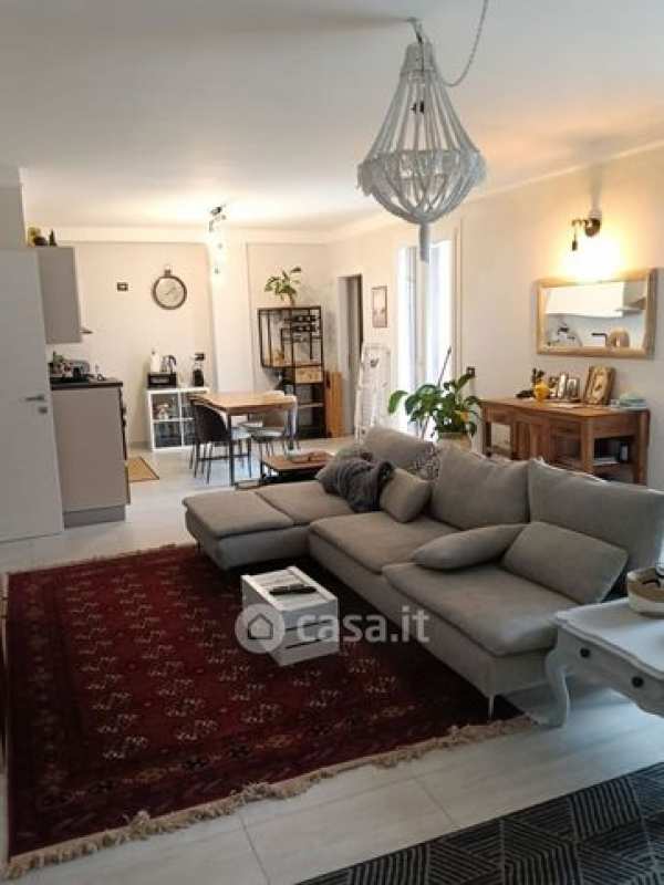 Appartamento in residenziale in Via Zuccari Fermo