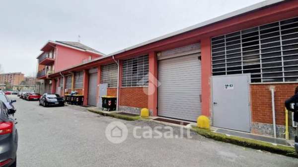 Capannone in commerciale in Via Guido Reni 96