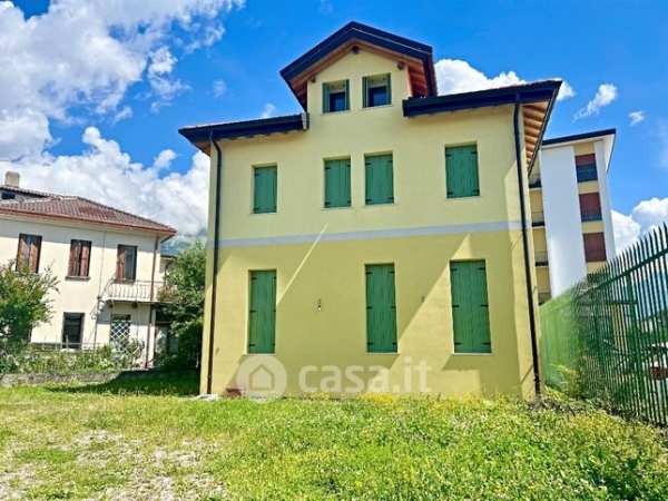 Appartamento in residenziale in Via Vittorio Veneto 30