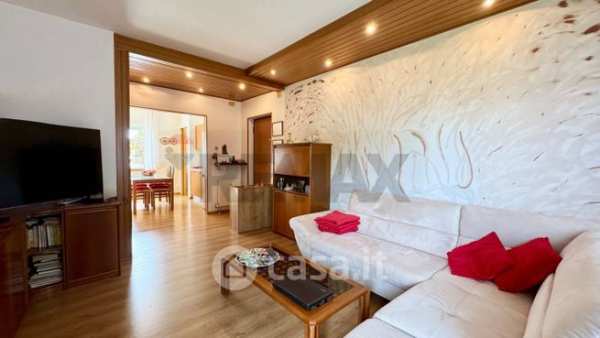 Appartamento in residenziale in Via Enrico Fruch 19