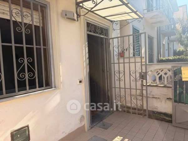 Ufficio in commerciale in Via Lepanto