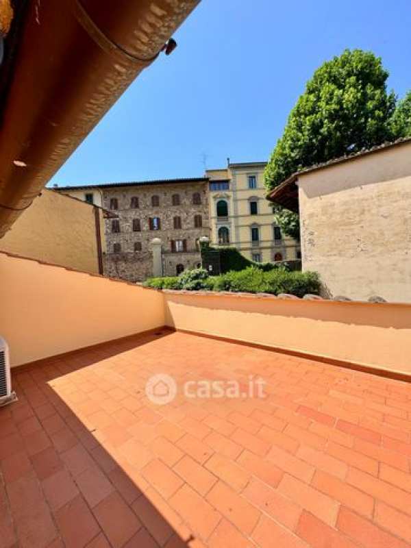 Appartamento in residenziale in Viale Francesco Petrarca 120 /A