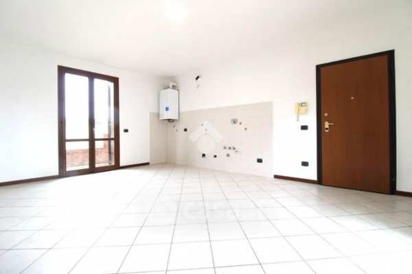 Appartamento in residenziale in Via Radici in Monte 1