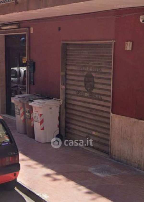 Negozio/locale commerciale in commerciale in Via Sandro Botticelli 77