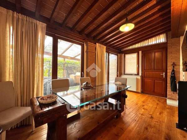 Casa indipendente in residenziale in Via Picchioni e Casellina 22