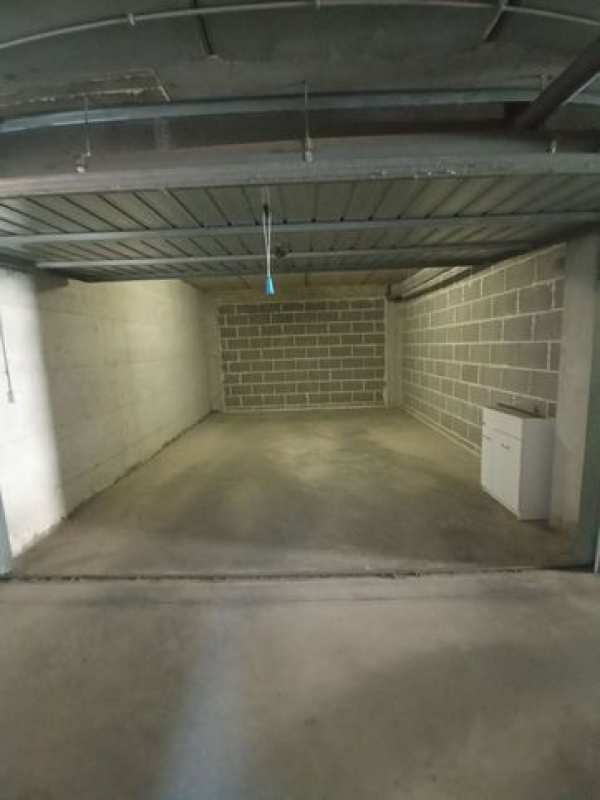 Box/posto auto in residenziale in Via Giuseppe Radiciotti