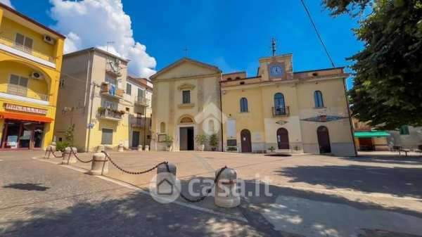 Appartamento in residenziale in Via Papa 32