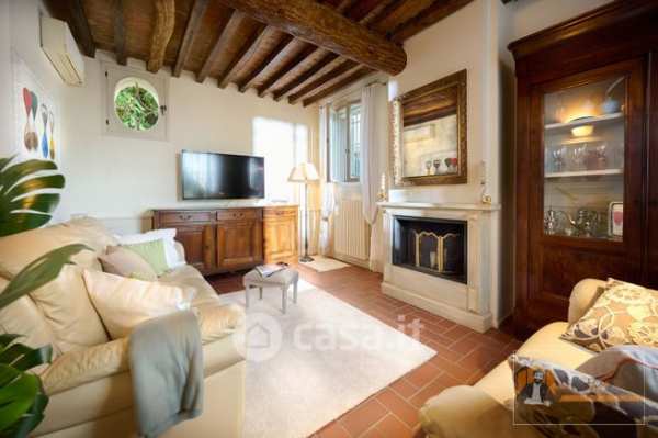 Casa indipendente in residenziale in Via Caduti Per la Liberta' 79
