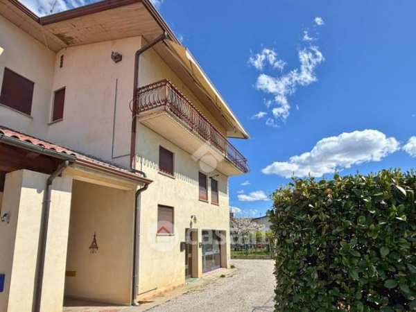 Appartamento in residenziale in Via Don San Costantin 30