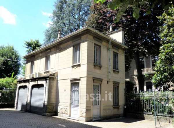 Ufficio in commerciale in Corso Duca d'Aosta 1