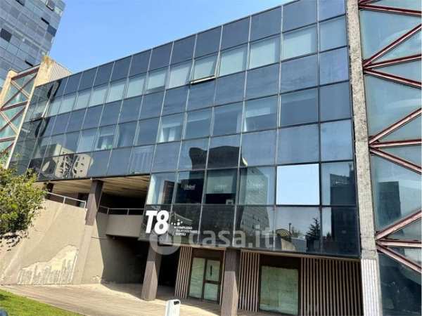 Ufficio in commerciale in Via Nuova Poggioreale 60