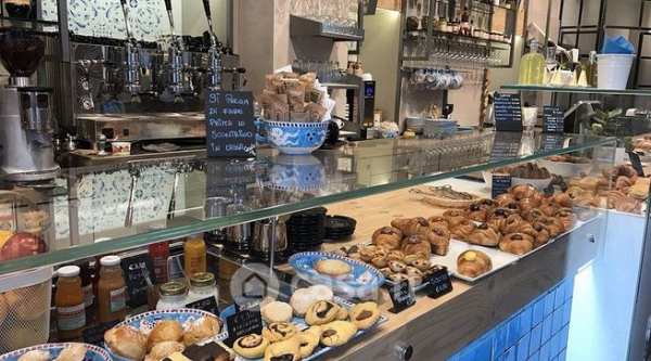 Negozio/locale commerciale in commerciale in Viale Palmiro Togliatti