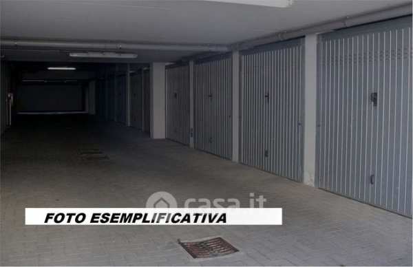 Box/posto auto in residenziale in Via Fabio Filzi
