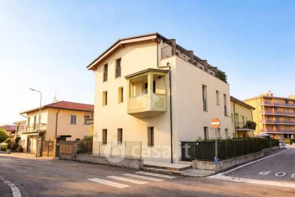 Appartamento in residenziale in Via A. Volta 12