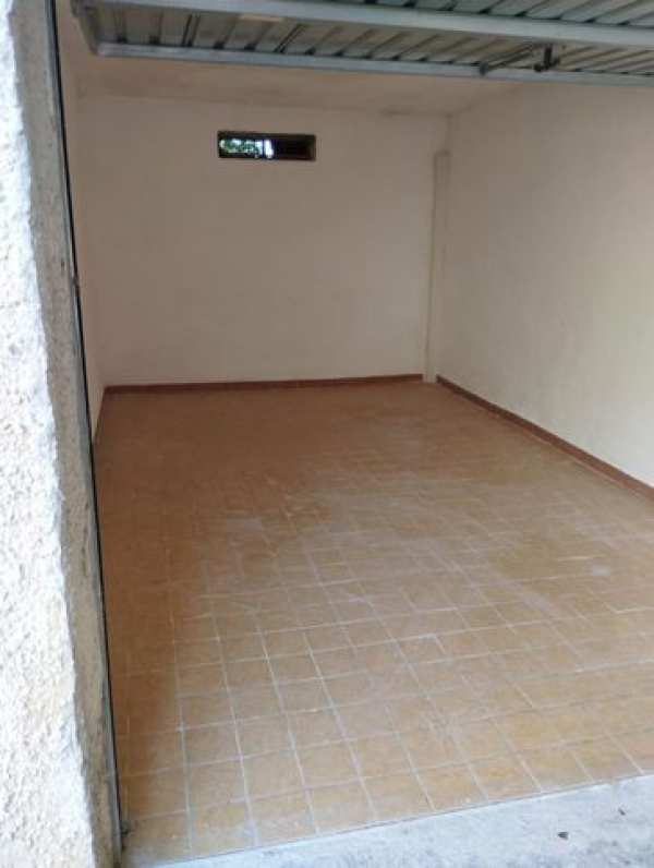 Box/posto auto in residenziale in Via Panoramica