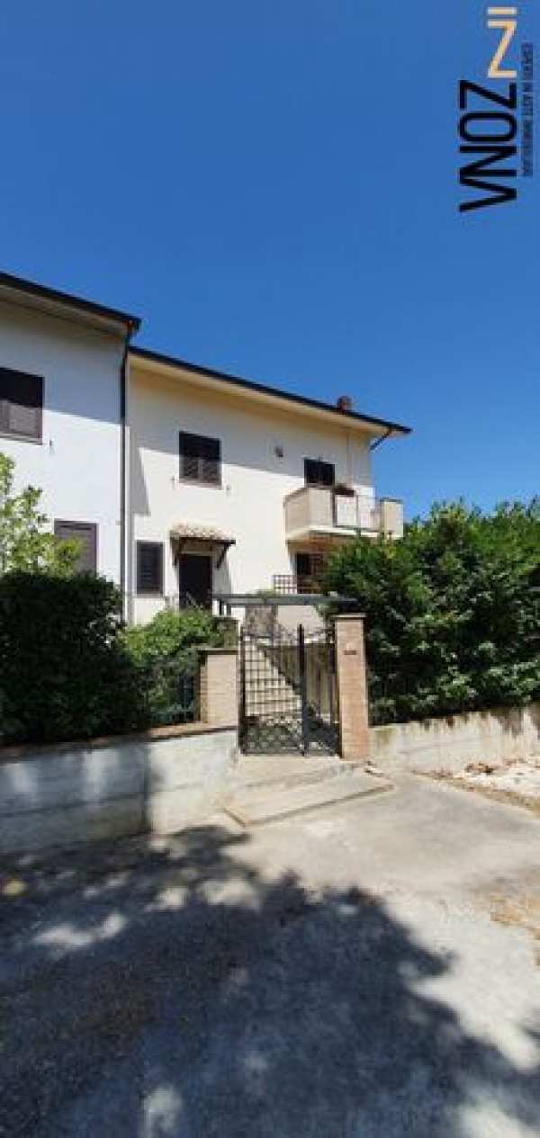 Appartamento in residenziale in Via delle Gardenie 26