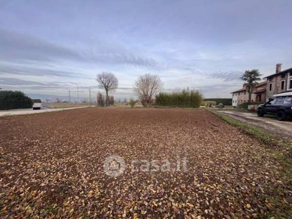 Terreno edificabile in residenziale in Via Calisignano