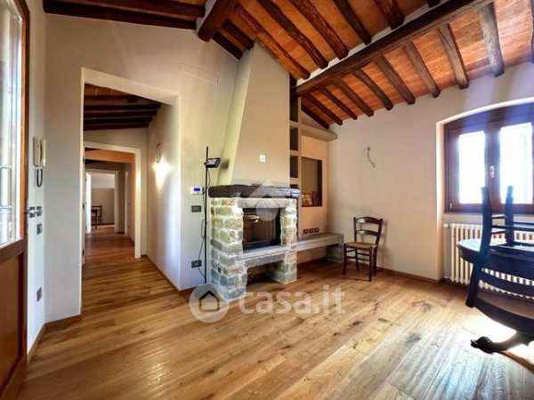 Casa indipendente in residenziale in Via Picchioni e Casellina 22