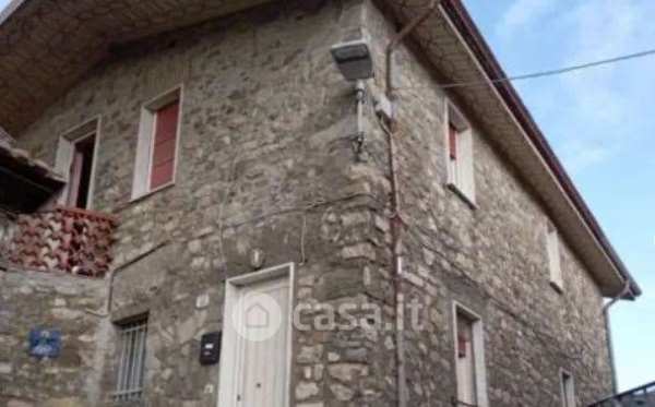 Appartamento in residenziale in Via Castello 45