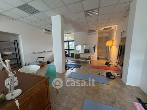 Ufficio in commerciale in Via M. Nigetti