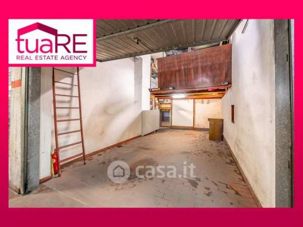 Box/posto auto in residenziale in Via di Vigna Corsetti