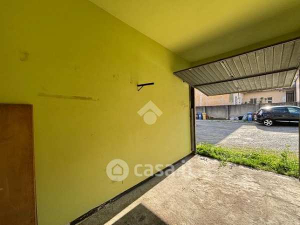 Box/posto auto in residenziale in Corso G. Ferraris 35