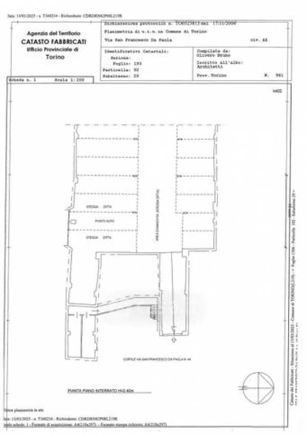 Box/posto auto in residenziale in Via San Francesco da Paola 44