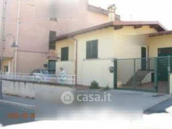 Appartamento in residenziale in Via Algidus