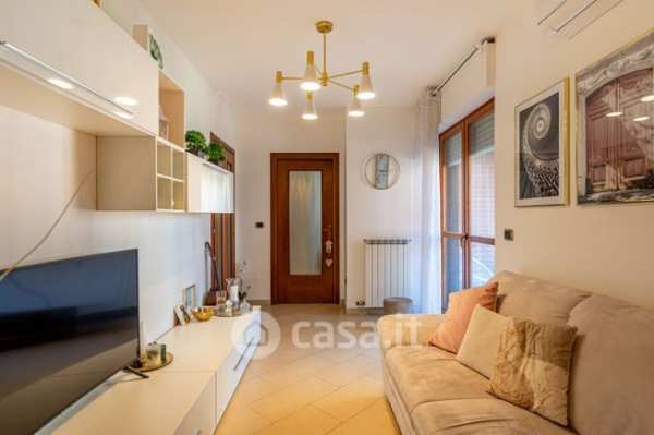 Appartamento in residenziale in Via Biella 10