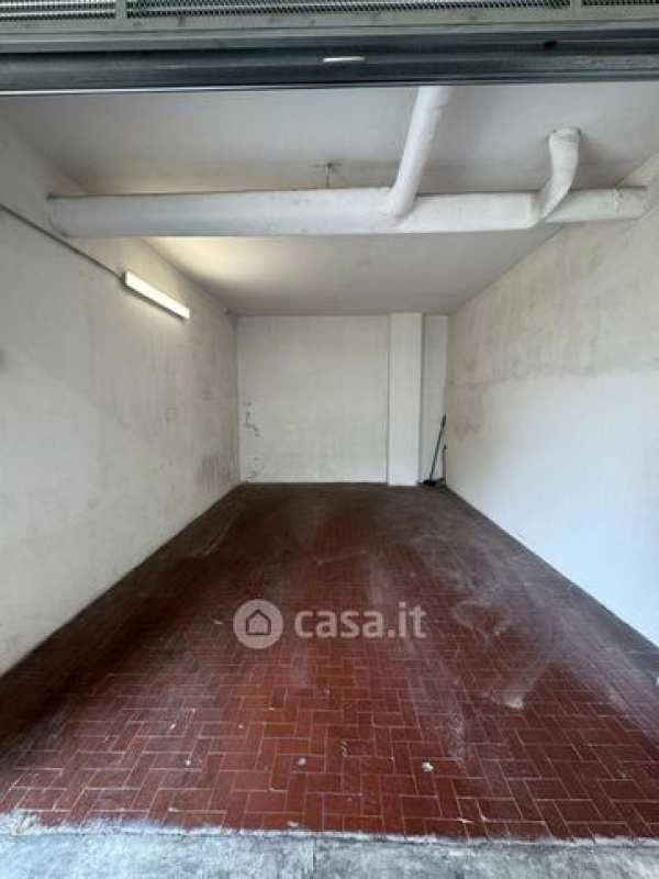 Box/posto auto in residenziale in Via Pasquale Berghini 23