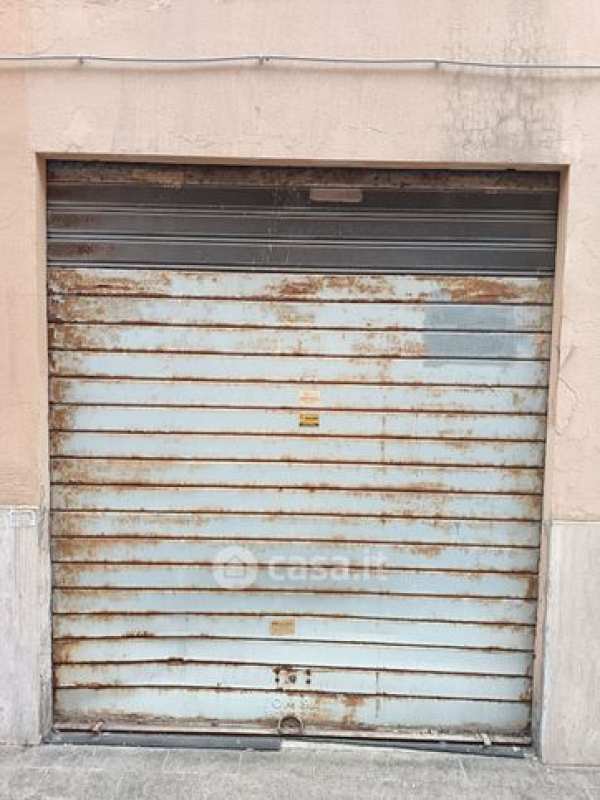 Box/posto auto in residenziale in Via Carlo Calisse 32