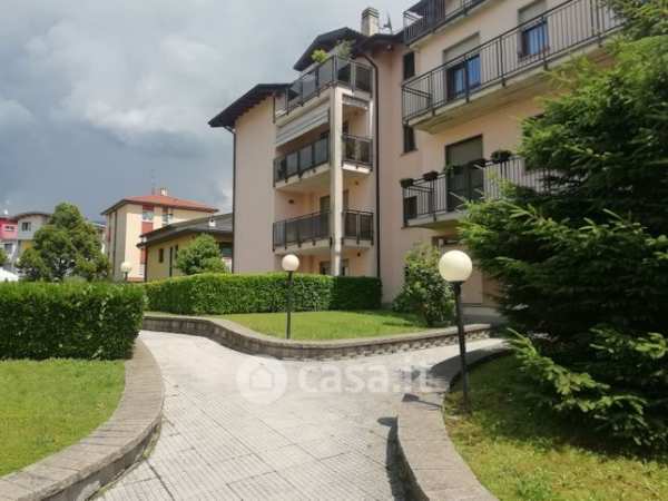 Appartamento in residenziale in Via C.Battisti