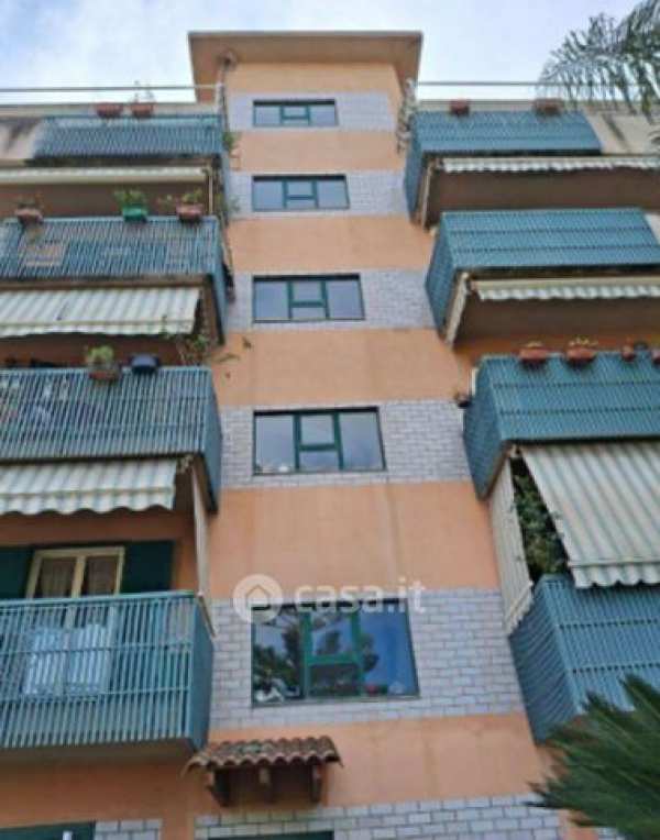 Appartamento in residenziale in Via Calamaro 27