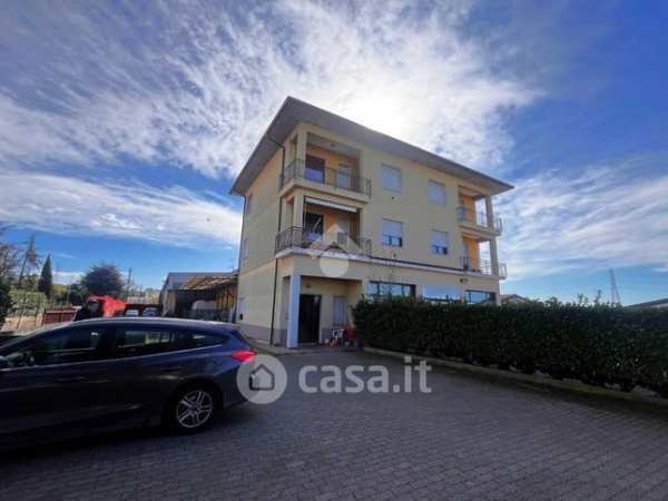 Appartamento in residenziale in Via Lonato 96