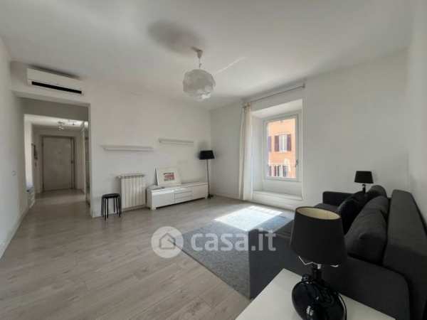 Appartamento in residenziale in Via Salaria 95