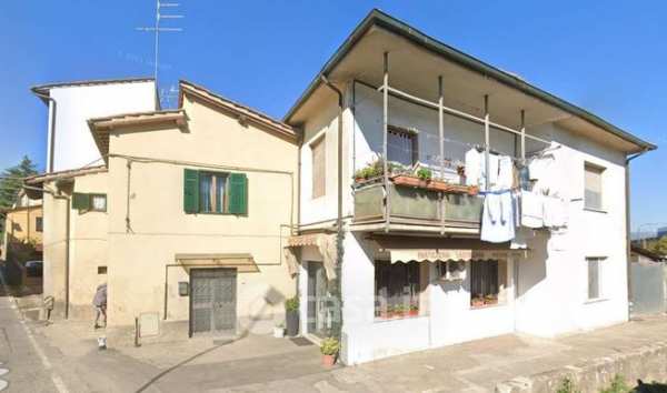Appartamento in residenziale in Via Livornese 196