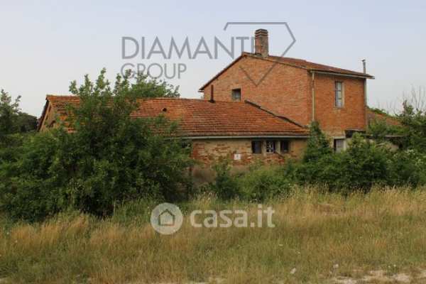 Rustico/casale in residenziale in Casalina