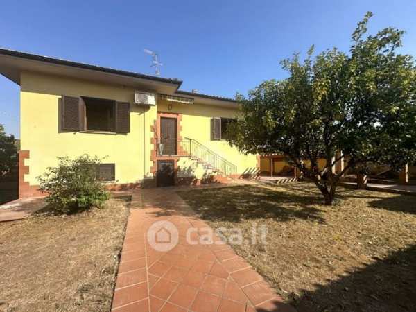 Villa in residenziale in Via Ciampino 1