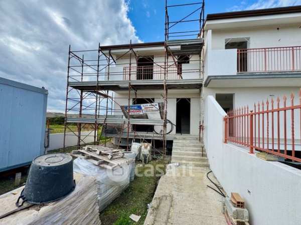 Villa in residenziale in Via Garrisi