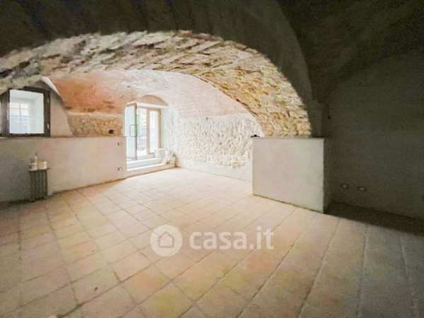 Capannone in commerciale in Via XX Settembre 7
