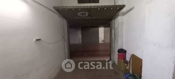 Box/posto auto in residenziale in Via Lucca