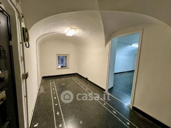 Ufficio in commerciale in Via Sestri 15