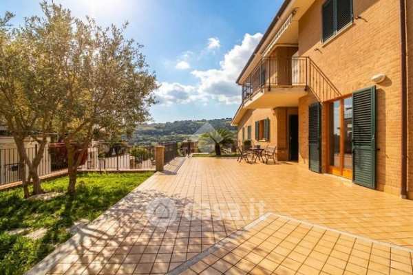 Appartamento in residenziale in Via Santo Stefano 11