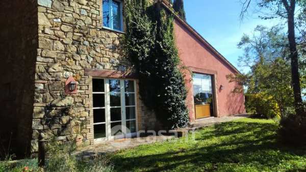 Villa in residenziale in 