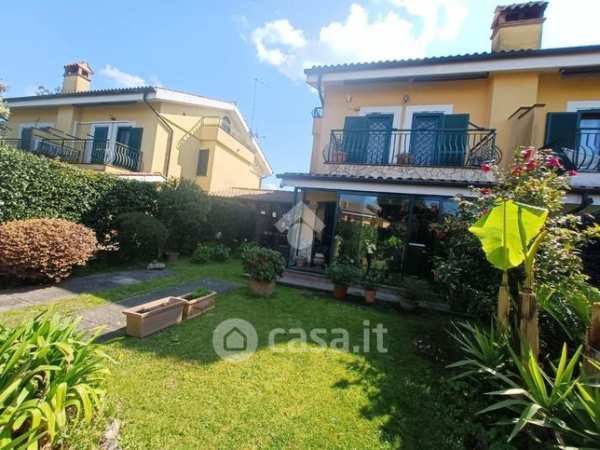 Villetta a schiera in residenziale in Via Giovan Battisti Pergolesi 2