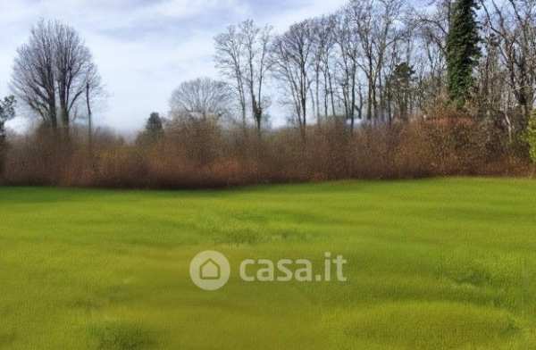 Casa indipendente in residenziale in 