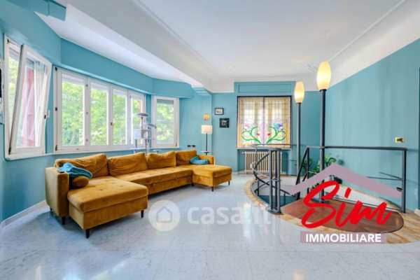 Appartamento in residenziale in Viale Buonarroti 34