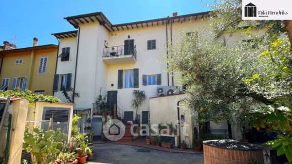 Villetta a schiera in residenziale in Via Dante Alighieri